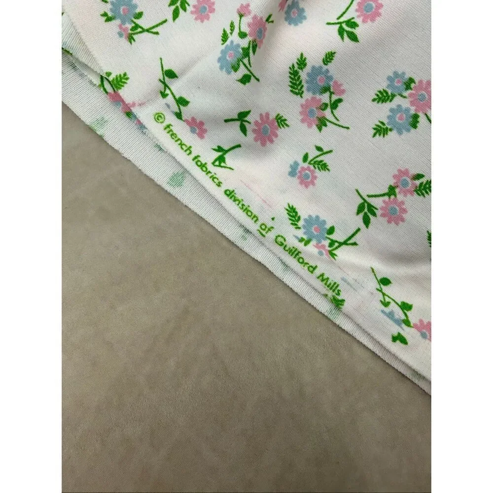 Vintage 1970s Polyester Knit Fabric 64x60” Mod MCM Groovy Flower Power